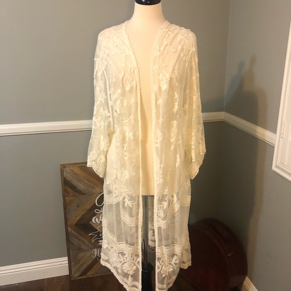 Dizzy Gal Tops - Off white Long Lace Kimono